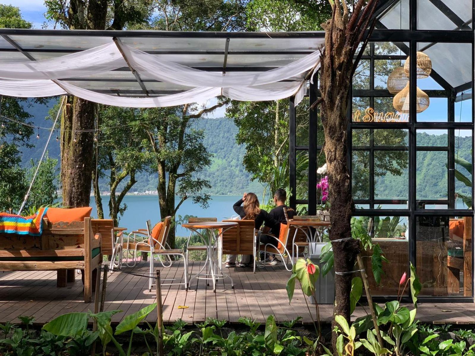 Green Lava Lake View Glamping Bedugul Екстер'єр фото